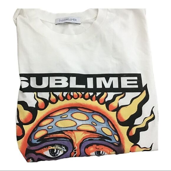 Daydreamer Sublime 40 Oz To Freedom Crewneck Graphic Tee in Vintage White - Picture 8 of 8